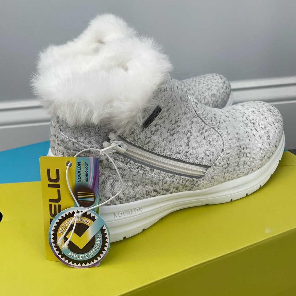 Telic Women’s Boots Apres Ski Brand New